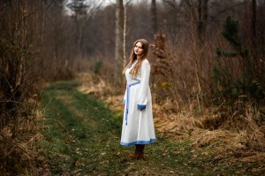 rekodzielokas_suknia_słowiańska_lniana (5).jpg