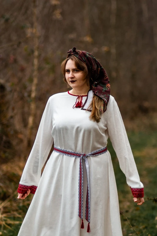 rekodzielokas_suknia_słowiańska_lniana (1).jpg
