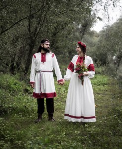słowiańskie-ubrania-zestaw-dla-pary.jpg